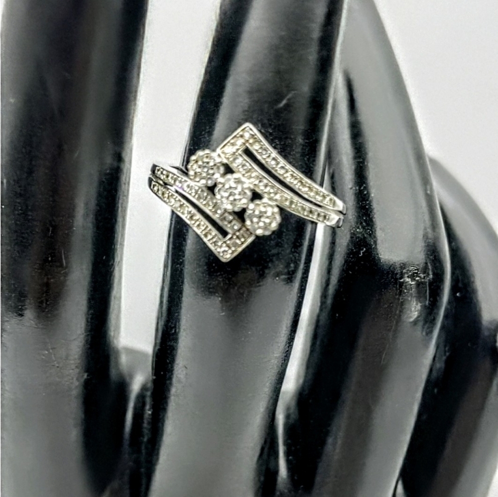 10K Solid White Gold Genuine Diamond 3/4 Carat Flower Bypass Ring